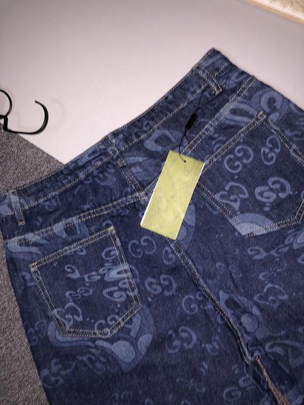 ブランドハーフパンツ角部分ディテール